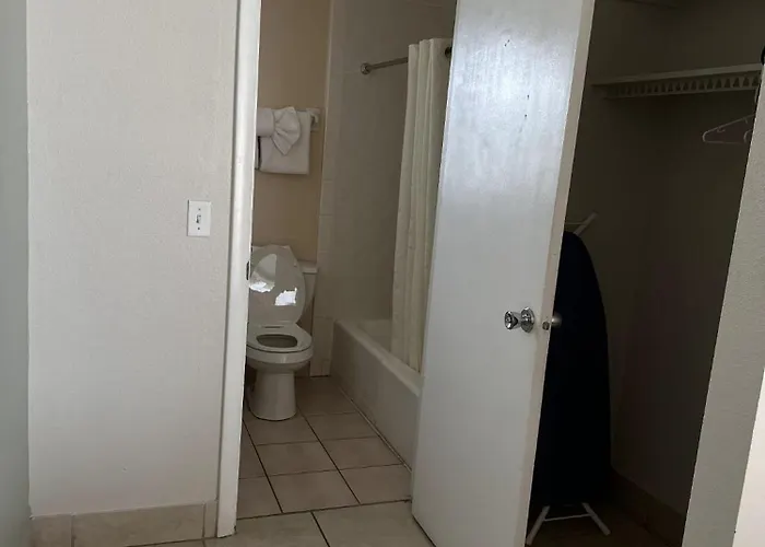 Hotel Clearwater